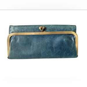 HOBO Rachel Leather Kiss Lock Wallet